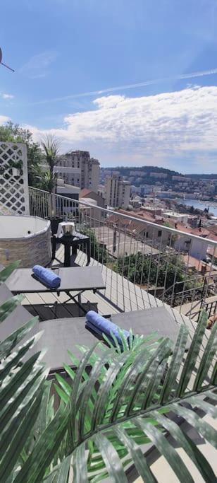 Kate'S Studio With An Amazing View Apartman Dubrovnik Kültér fotó