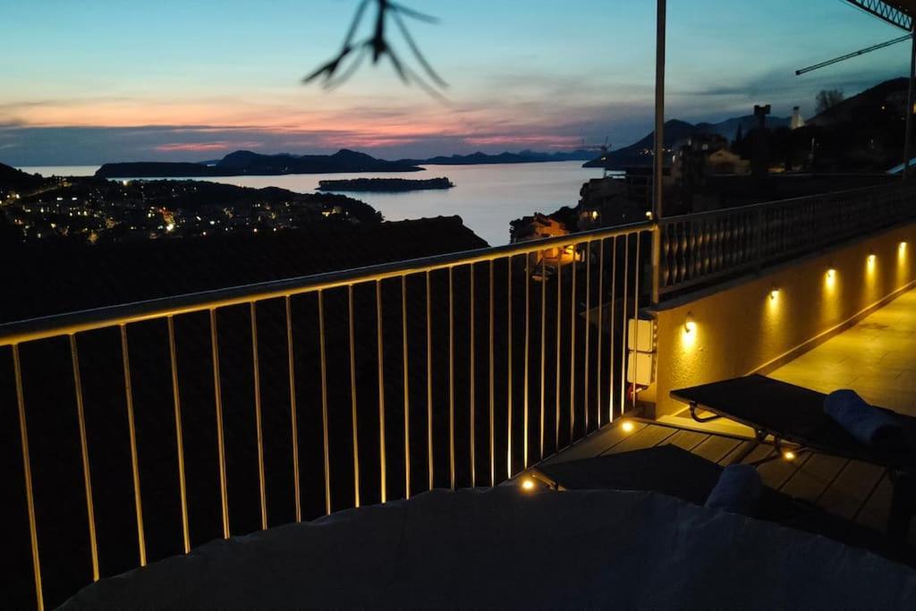 Kate'S Studio With An Amazing View Apartman Dubrovnik Kültér fotó